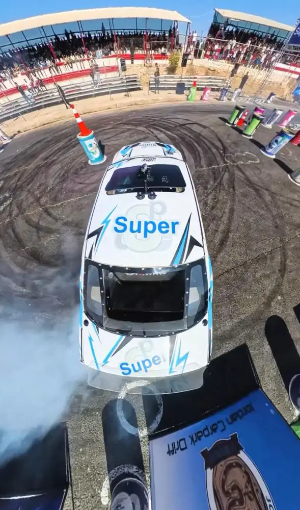 WhatsApp-Image-2025-11-2nkj7-at-14.32