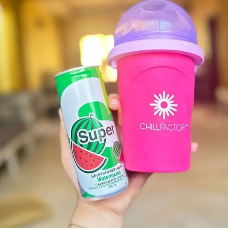 Picnic with drinks